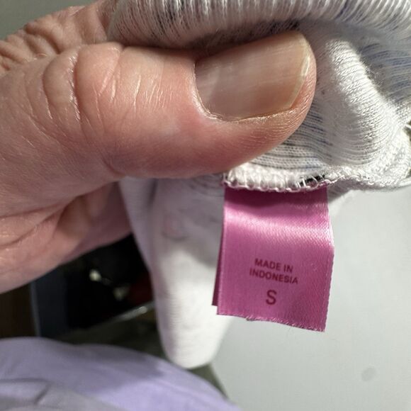 Y2K (2007) VS PINK Grafitti Print Tank Top Size Small EUC Long Length Racer Back - Picture 9 of 12